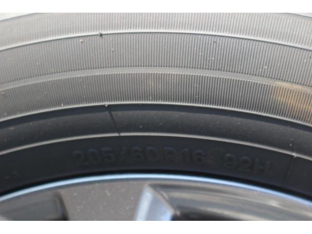 ヴォクシー ハイブリッドＳ－Ｇ　禁煙車　純正ナビ　バックカメラ　両側電動　フルセグＴＶ　レーダークルーズ　衝突軽減ブレーキ　ＬＥＤヘッドライト　シートヒーター　ＥＴＣ２．０　電動格納ドアミラー　ダブルエアコン　レーンアシスト（30枚目）