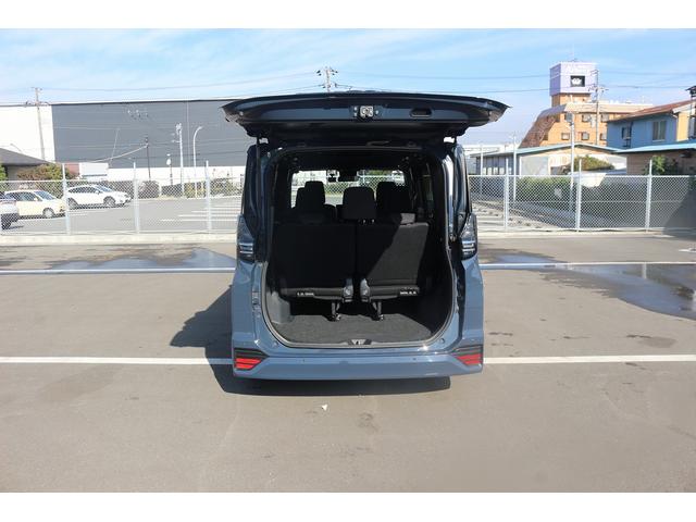 ヴォクシー ハイブリッドＳ－Ｇ　禁煙車　純正ナビ　バックカメラ　両側電動　フルセグＴＶ　レーダークルーズ　衝突軽減ブレーキ　ＬＥＤヘッドライト　シートヒーター　ＥＴＣ２．０　電動格納ドアミラー　ダブルエアコン　レーンアシスト（34枚目）