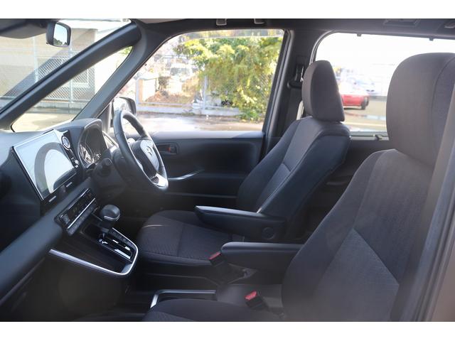 ヴォクシー ハイブリッドＳ－Ｇ　禁煙車　純正ナビ　バックカメラ　両側電動　フルセグＴＶ　レーダークルーズ　衝突軽減ブレーキ　ＬＥＤヘッドライト　シートヒーター　ＥＴＣ２．０　電動格納ドアミラー　ダブルエアコン　レーンアシスト（47枚目）