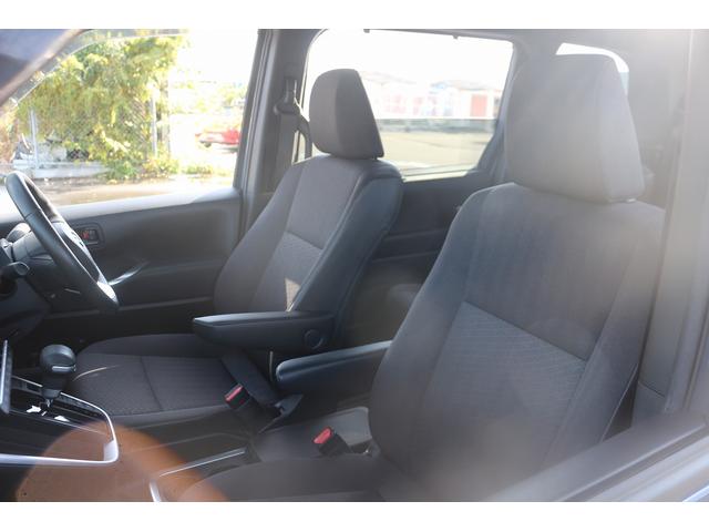 ヴォクシー ハイブリッドＳ－Ｇ　禁煙車　純正ナビ　バックカメラ　両側電動　フルセグＴＶ　レーダークルーズ　衝突軽減ブレーキ　ＬＥＤヘッドライト　シートヒーター　ＥＴＣ２．０　電動格納ドアミラー　ダブルエアコン　レーンアシスト（48枚目）