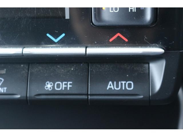 ヴォクシー ハイブリッドＳ－Ｇ　禁煙車　純正ナビ　バックカメラ　両側電動　フルセグＴＶ　レーダークルーズ　衝突軽減ブレーキ　ＬＥＤヘッドライト　シートヒーター　ＥＴＣ２．０　電動格納ドアミラー　ダブルエアコン　レーンアシスト（58枚目）