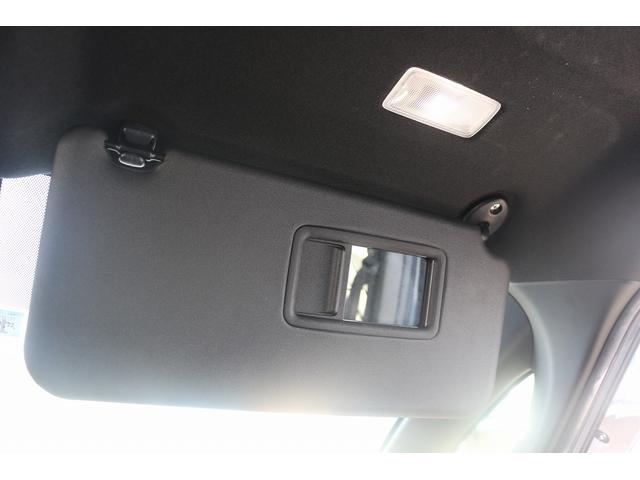 ヴォクシー ハイブリッドＳ－Ｇ　禁煙車　純正ナビ　バックカメラ　両側電動　フルセグＴＶ　レーダークルーズ　衝突軽減ブレーキ　ＬＥＤヘッドライト　シートヒーター　ＥＴＣ２．０　電動格納ドアミラー　ダブルエアコン　レーンアシスト（65枚目）