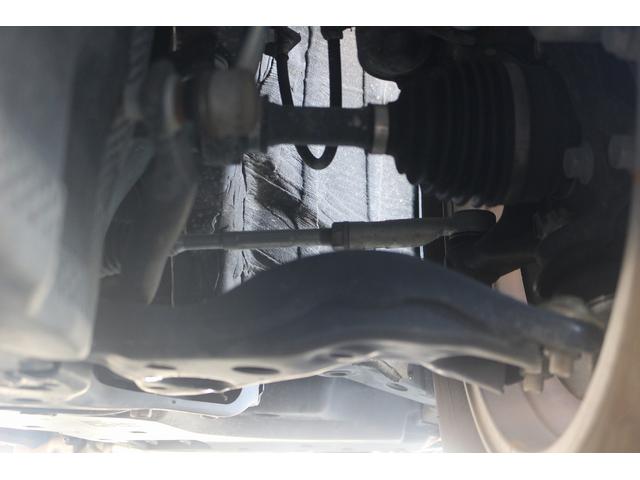 ヴォクシー ハイブリッドＳ－Ｇ　禁煙車　純正ナビ　バックカメラ　両側電動　フルセグＴＶ　レーダークルーズ　衝突軽減ブレーキ　ＬＥＤヘッドライト　シートヒーター　ＥＴＣ２．０　電動格納ドアミラー　ダブルエアコン　レーンアシスト（77枚目）