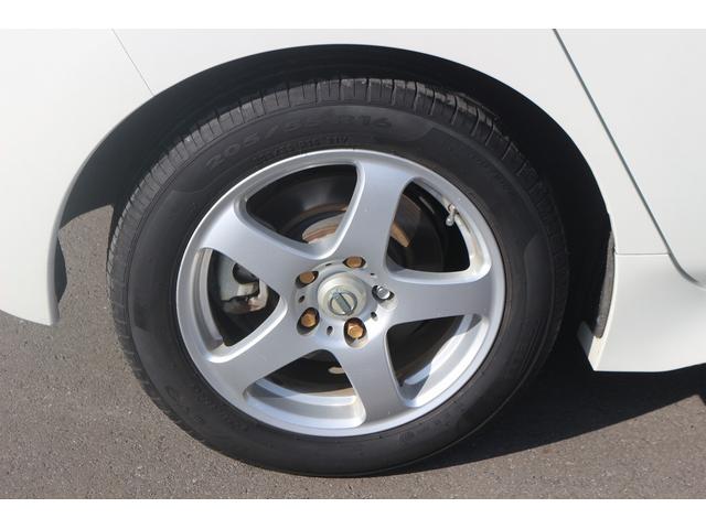 リーフ Ｘ　１０万台記念車　禁煙車　プロパイロット　純正ナビ　フルセグＴＶ　バックカメラ　衝突軽減　ＬＥＤヘッドライト　ＥＴＣ　シートヒ－タ－　　ブラインドスポットモニタ－　スマ－トキ－　純正１６ＡＷ　電動格納ミラ－（24枚目）