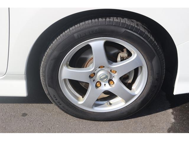 リーフ Ｘ　１０万台記念車　禁煙車　プロパイロット　純正ナビ　フルセグＴＶ　バックカメラ　衝突軽減　ＬＥＤヘッドライト　ＥＴＣ　シートヒ－タ－　　ブラインドスポットモニタ－　スマ－トキ－　純正１６ＡＷ　電動格納ミラ－（25枚目）