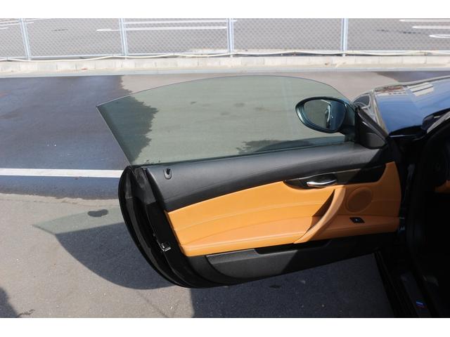 Z4 sDrive20i Mスポーツ 禁煙車 茶革シート 純正ナビ 純正19インチアルミホイール パワーシート Bluetooth確認 シートヒーター ETC スマートキー プッシュスタート 電動格納ドアミラー ヘッドライトウォッシャー(42枚目)