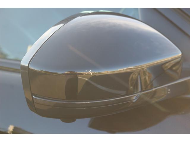 レンジローバーイヴォーク ＨＳＥ　禁煙車　ガラスルーフ　純正ナビ　フルセグＴＶ　バックカメラ　本革シート　メソディアンサウンドシステム　クルーズコントロール　温冷シート　パワーシート　電動Ｒゲート　衝突軽減ブレーキ　Ｂｌｕｅｔｏｏｔｈ（22枚目）