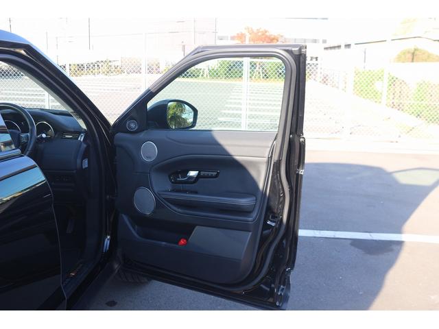 レンジローバーイヴォーク ＨＳＥ　禁煙車　ガラスルーフ　純正ナビ　フルセグＴＶ　バックカメラ　本革シート　メソディアンサウンドシステム　クルーズコントロール　温冷シート　パワーシート　電動Ｒゲート　衝突軽減ブレーキ　Ｂｌｕｅｔｏｏｔｈ（31枚目）