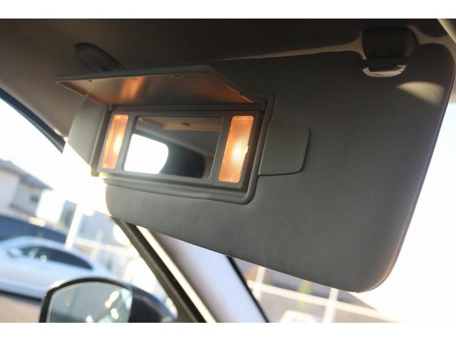 レンジローバーイヴォーク ＨＳＥ　禁煙車　ガラスルーフ　純正ナビ　フルセグＴＶ　バックカメラ　本革シート　メソディアンサウンドシステム　クルーズコントロール　温冷シート　パワーシート　電動Ｒゲート　衝突軽減ブレーキ　Ｂｌｕｅｔｏｏｔｈ（66枚目）