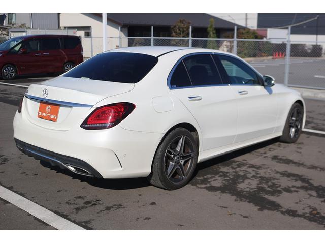 Ｃクラス Ｃ２００アバンギャルド　ＡＭＧライン　Ｃ２００アバンギャルド　ＡＭＧライン（５名）レーダーセーフティーＰＫＧ　黒革シート　純正ＨＤＤナビ　フルセグＴＶ　衝突軽減　バックカメラ　アクティブディスタンスアシストディストロニック　スマートキー（9枚目）