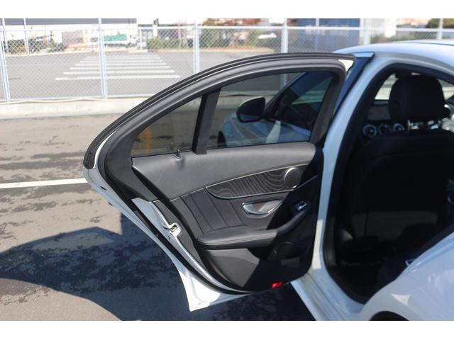 Ｃクラス Ｃ２００アバンギャルド　ＡＭＧライン　Ｃ２００アバンギャルド　ＡＭＧライン（５名）レーダーセーフティーＰＫＧ　黒革シート　純正ＨＤＤナビ　フルセグＴＶ　衝突軽減　バックカメラ　アクティブディスタンスアシストディストロニック　スマートキー（36枚目）