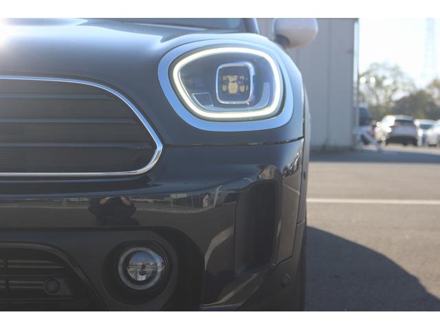 ＭＩＮＩ クーパーＤ　クロスオーバー　オール４　禁煙車　ワンオーナー　フロントシートヒーター　４ＷＤ　コンフォートアクセス　メーカーナビ　バックカメラ　レーダークルーズ　ＥＴＣ　ＬＥＤヘッドライト　クリアランスソナー　電動Ｒゲート　プッシュスタート（17枚目）