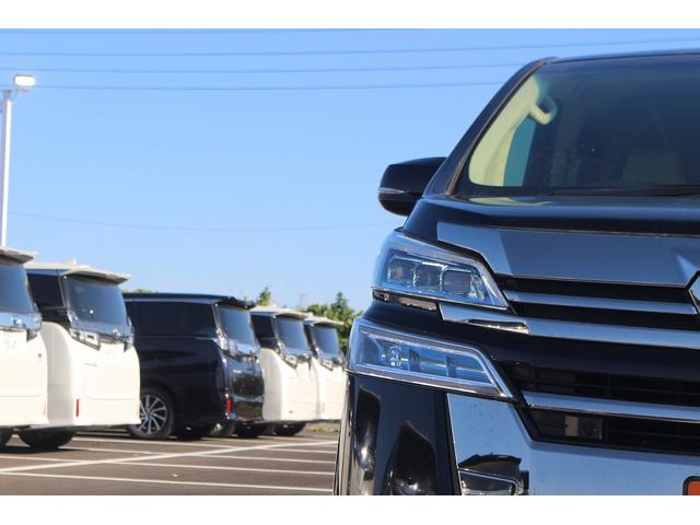 ヴェルファイアハイブリッド Ｖ　Ｌエディション　禁煙車　三眼ＬＥＤヘッドライト　ベージュ革シート　純正１０型ナビ　フルセグＴＶ　バックカメラ　両側電動スライドドア　温冷シート　パワーシート　レーダークルーズ　ＥＴＣ　クリアランスソナー　純正１７ＡＷ（16枚目）