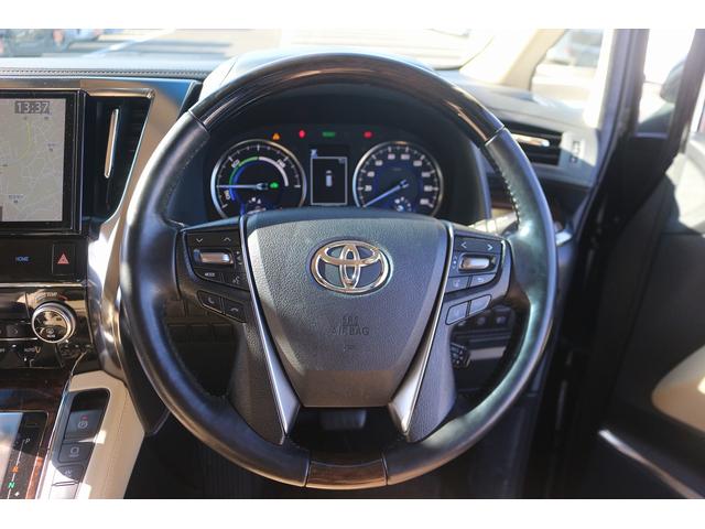 ヴェルファイアハイブリッド Ｖ　Ｌエディション　禁煙車　三眼ＬＥＤヘッドライト　ベージュ革シート　純正１０型ナビ　フルセグＴＶ　バックカメラ　両側電動スライドドア　温冷シート　パワーシート　レーダークルーズ　ＥＴＣ　クリアランスソナー　純正１７ＡＷ（46枚目）