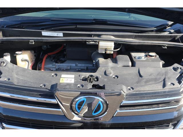 ヴェルファイアハイブリッド Ｖ　Ｌエディション　禁煙車　三眼ＬＥＤヘッドライト　ベージュ革シート　純正１０型ナビ　フルセグＴＶ　バックカメラ　両側電動スライドドア　温冷シート　パワーシート　レーダークルーズ　ＥＴＣ　クリアランスソナー　純正１７ＡＷ（50枚目）