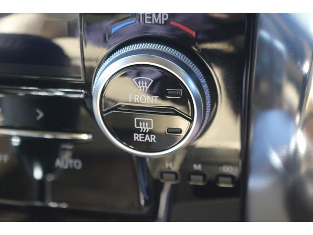 ヴェルファイアハイブリッド Ｖ　Ｌエディション　禁煙車　三眼ＬＥＤヘッドライト　ベージュ革シート　純正１０型ナビ　フルセグＴＶ　バックカメラ　両側電動スライドドア　温冷シート　パワーシート　レーダークルーズ　ＥＴＣ　クリアランスソナー　純正１７ＡＷ（55枚目）