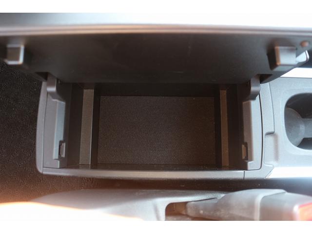 ノア ハイブリッドＺ　禁煙車　１オーナー　ＯＰ茶内装　メーカー８型ナビ　フルセグＴＶ　バックカメラ　両側電動スライドドア　アダプティブクルーズコントロール　ＬＥＤヘッドライト　シートヒーター　ＥＴＣ２．０　ＨＵＤ（63枚目）