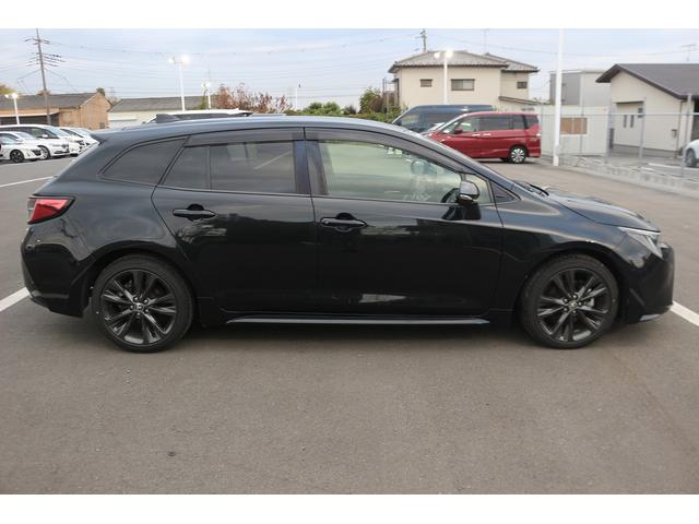 カローラツーリング ハイブリッド　Ｇ－Ｘ　プラス　メーカー９型ナビ　フルセグＴＶ　バックカメラ　アダプティブクルーズコントロール　ＬＥＤヘッドライト　ＥＴＣ　純正１７ＡＷ　クリアランスソナー　Ｂｌｕｅｔｏｏｔｈ接続　プッシュスタート　ハーフレザー（10枚目）