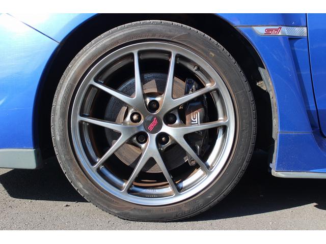 ＷＲＸ ＳＴＩ ＳＴＩ　タイプＳ　禁煙車　カロッツェリアナビ　フルセグＴＶ　６ＭＴ　ＳＴＩエアロ　大型リアスポイラー　ブレンボキャリパー　ＬＥＤヘッドライドライバーズコントロールセンターデ付きＡＷＤ　ブルートゥース接続　純正１８ＡＷ（29枚目）