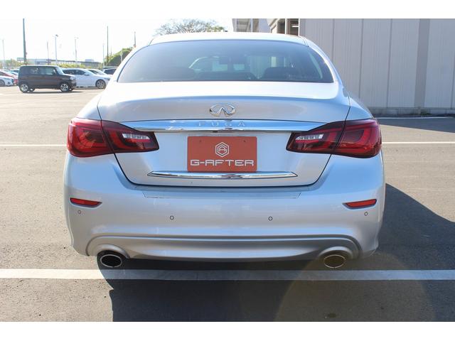 フーガハイブリッド ＶＩＰ　禁煙車　黒革シート　純正８型ナビ　フルセグ　全周囲カメラ　温冷シート　パワーシート　レーダークルーズコントロール　ＬＥＤヘッドライト　ＥＴＣ　電動格納式ミラー　Ｂｌｕｅｔｏｏｔｈ接続　障害物センサー（12枚目）