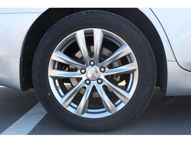 フーガハイブリッド ＶＩＰ　禁煙車　黒革シート　純正８型ナビ　フルセグ　全周囲カメラ　温冷シート　パワーシート　レーダークルーズコントロール　ＬＥＤヘッドライト　ＥＴＣ　電動格納式ミラー　Ｂｌｕｅｔｏｏｔｈ接続　障害物センサー（27枚目）