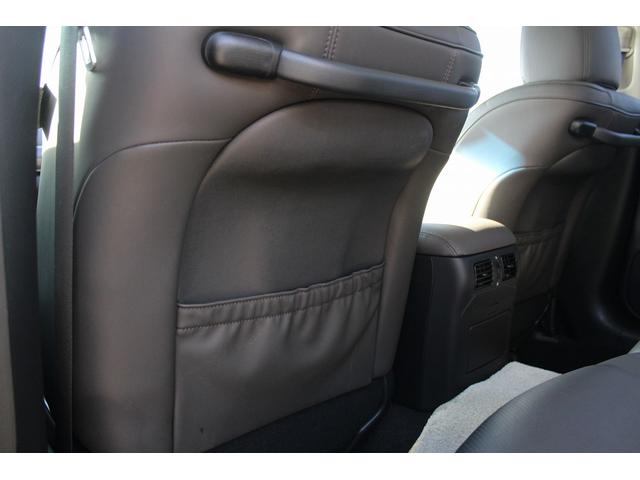 フーガハイブリッド ＶＩＰ　禁煙車　黒革シート　純正８型ナビ　フルセグ　全周囲カメラ　温冷シート　パワーシート　レーダークルーズコントロール　ＬＥＤヘッドライト　ＥＴＣ　電動格納式ミラー　Ｂｌｕｅｔｏｏｔｈ接続　障害物センサー（48枚目）