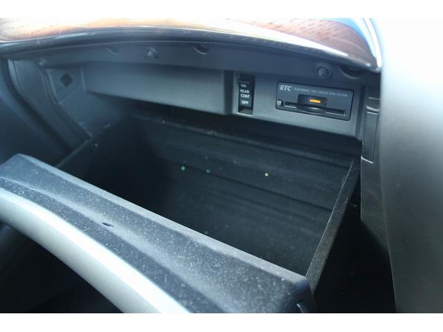 フーガハイブリッド ＶＩＰ　禁煙車　黒革シート　純正８型ナビ　フルセグ　全周囲カメラ　温冷シート　パワーシート　レーダークルーズコントロール　ＬＥＤヘッドライト　ＥＴＣ　電動格納式ミラー　Ｂｌｕｅｔｏｏｔｈ接続　障害物センサー（66枚目）