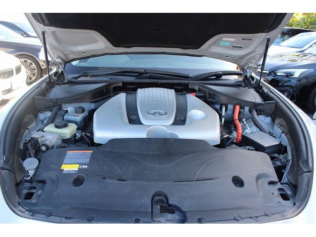 フーガハイブリッド ＶＩＰ　禁煙車　黒革シート　純正８型ナビ　フルセグ　全周囲カメラ　温冷シート　パワーシート　レーダークルーズコントロール　ＬＥＤヘッドライト　ＥＴＣ　電動格納式ミラー　Ｂｌｕｅｔｏｏｔｈ接続　障害物センサー（69枚目）