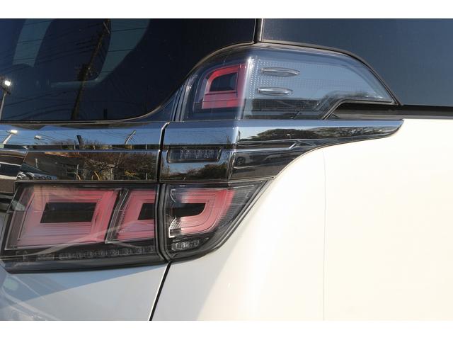 ヴェルファイアハイブリッド ZR Gエディション 禁煙車 黒革シート 純正10型ナビ フルセグTV バックカメラ 両側電動スライドドア 温冷シート 電動リアゲート パワーシート デジタルインナーミラー レーダークルーズコントロール ETC2.0(15枚目)