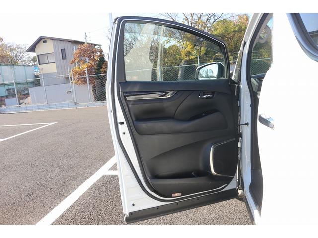 ヴェルファイアハイブリッド ZR Gエディション 禁煙車 黒革シート 純正10型ナビ フルセグTV バックカメラ 両側電動スライドドア 温冷シート 電動リアゲート パワーシート デジタルインナーミラー レーダークルーズコントロール ETC2.0(33枚目)