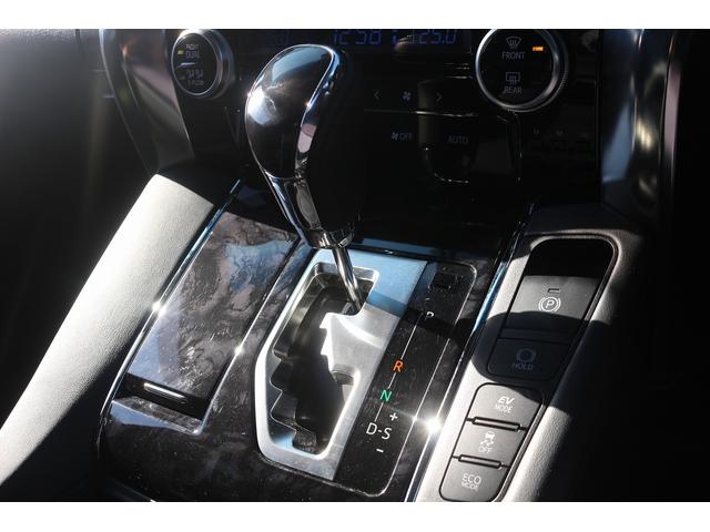 ヴェルファイアハイブリッド ZR Gエディション 禁煙車 黒革シート 純正10型ナビ フルセグTV バックカメラ 両側電動スライドドア 温冷シート 電動リアゲート パワーシート デジタルインナーミラー レーダークルーズコントロール ETC2.0(63枚目)