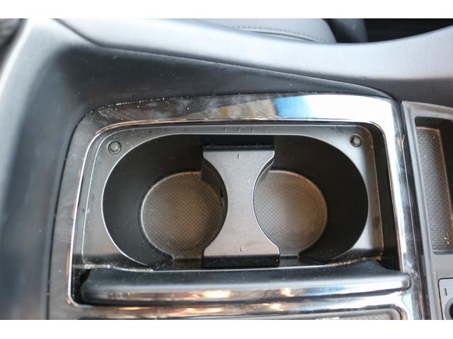 ヴェルファイアハイブリッド ZR Gエディション 禁煙車 黒革シート 純正10型ナビ フルセグTV バックカメラ 両側電動スライドドア 温冷シート 電動リアゲート パワーシート デジタルインナーミラー レーダークルーズコントロール ETC2.0(70枚目)