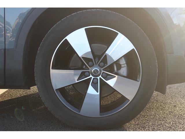 ＸＣ４０ Ｔ４　禁煙車　黒ハーフレザーシート　純正ナビ　フルセグＴＶ　全周囲カメラ　インテリセーフ　アダプティブクルーズコントロール　ＡｐｐｌｅＣａｒｐｌａｙ　シートヒーター　ステアリングヒーター　ＬＥＤヘッドライト（24枚目）