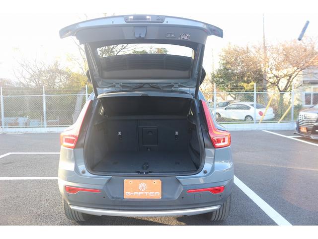 ＸＣ４０ Ｔ４　禁煙車　黒ハーフレザーシート　純正ナビ　フルセグＴＶ　全周囲カメラ　インテリセーフ　アダプティブクルーズコントロール　ＡｐｐｌｅＣａｒｐｌａｙ　シートヒーター　ステアリングヒーター　ＬＥＤヘッドライト（29枚目）