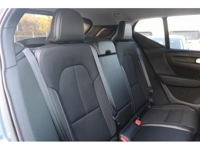 ＸＣ４０ Ｔ４　禁煙車　黒ハーフレザーシート　純正ナビ　フルセグＴＶ　全周囲カメラ　インテリセーフ　アダプティブクルーズコントロール　ＡｐｐｌｅＣａｒｐｌａｙ　シートヒーター　ステアリングヒーター　ＬＥＤヘッドライト（38枚目）