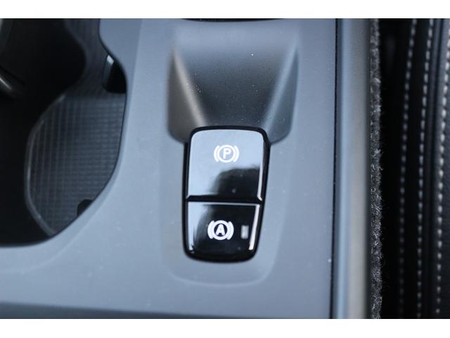 ＸＣ４０ Ｔ４　禁煙車　黒ハーフレザーシート　純正ナビ　フルセグＴＶ　全周囲カメラ　インテリセーフ　アダプティブクルーズコントロール　ＡｐｐｌｅＣａｒｐｌａｙ　シートヒーター　ステアリングヒーター　ＬＥＤヘッドライト（62枚目）