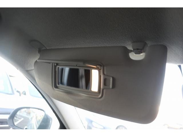 ＸＣ４０ Ｔ４　禁煙車　黒ハーフレザーシート　純正ナビ　フルセグＴＶ　全周囲カメラ　インテリセーフ　アダプティブクルーズコントロール　ＡｐｐｌｅＣａｒｐｌａｙ　シートヒーター　ステアリングヒーター　ＬＥＤヘッドライト（65枚目）