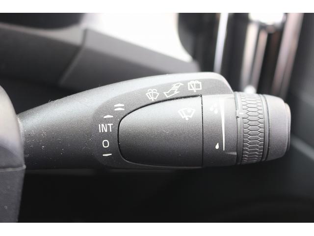 ＸＣ４０ Ｂ４　モメンタム　禁煙車　純正ナビ　フルセグＴＶ　全周囲カメラ　インテリセーフ　アダプティブクルーズコントロール　ＡｐｐｌｅＣａｒｐｌａｙ　ステアリングヒーター　シートヒーター　パワ－シ－ト　ＬＥＤヘッドライト（52枚目）