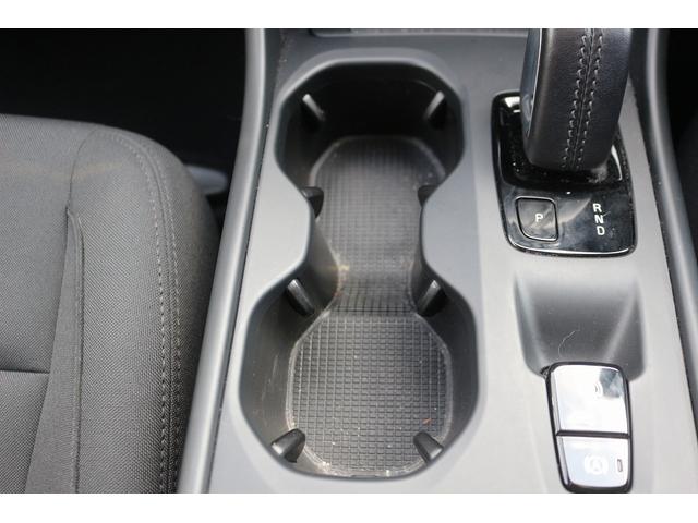 ＸＣ４０ Ｂ４　モメンタム　禁煙車　純正ナビ　フルセグＴＶ　全周囲カメラ　インテリセーフ　アダプティブクルーズコントロール　ＡｐｐｌｅＣａｒｐｌａｙ　ステアリングヒーター　シートヒーター　パワ－シ－ト　ＬＥＤヘッドライト（59枚目）