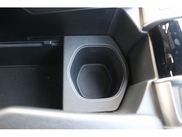 シビック ハッチバック　禁煙車　黒革シート　純正ナビ　フルセグＴＶ　バックカメラ　レーダークルーズコントロール　衝突軽減ブレーキ　ＬＥＤヘッドライト　シートヒーター　パワーシート　アイドリングストップ　電動格納ドアミラー（54枚目）