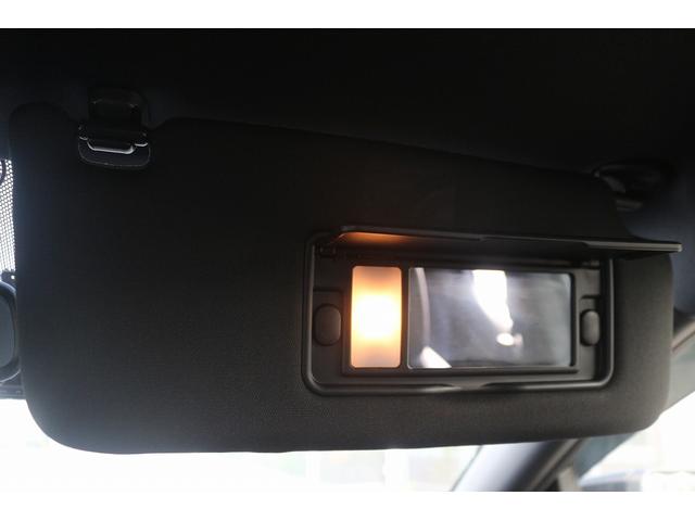 シビック ハッチバック　禁煙車　黒革シート　純正ナビ　フルセグＴＶ　バックカメラ　レーダークルーズコントロール　衝突軽減ブレーキ　ＬＥＤヘッドライト　シートヒーター　パワーシート　アイドリングストップ　電動格納ドアミラー（55枚目）