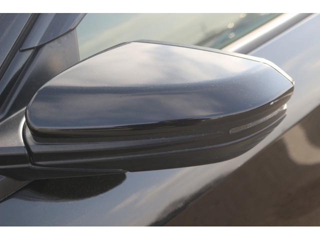 シビック ハッチバック　禁煙車　黒革シート　純正ナビ　フルセグＴＶ　バックカメラ　レーダークルーズコントロール　衝突軽減ブレーキ　ＬＥＤヘッドライト　シートヒーター　パワーシート　アイドリングストップ　電動格納ドアミラー（58枚目）