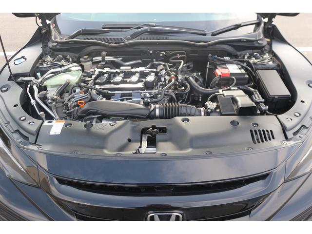 シビック ハッチバック　禁煙車　黒革シート　純正ナビ　フルセグＴＶ　バックカメラ　レーダークルーズコントロール　衝突軽減ブレーキ　ＬＥＤヘッドライト　シートヒーター　パワーシート　アイドリングストップ　電動格納ドアミラー（61枚目）