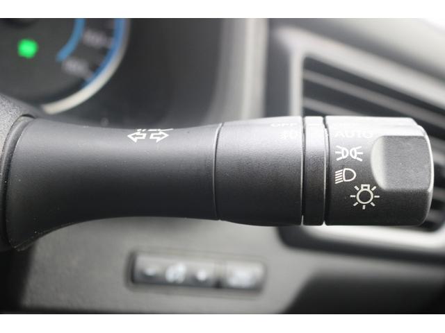 リーフ G 禁煙車 純正ナビ フルセグTV 全周囲カメラ プロパイロット ステアリングヒーター シートヒーター LEDヘッドライト ETC クリアランスソナー 純正17アルミホイール ブラインドスポットモニター(46枚目)