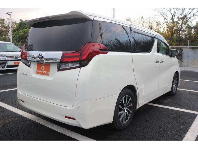 アルファード ２．５Ｇ　禁煙車　サンルーフ　後席モニター　アルパイン１０型ナビ　フルセグＴＶ　バックカメラ　ウェルカムパワースライドドア　電動リアゲート　ＥＴＣ　レーダークルーズコントロール　クリアランスソナー　ハーフレザー（11枚目）