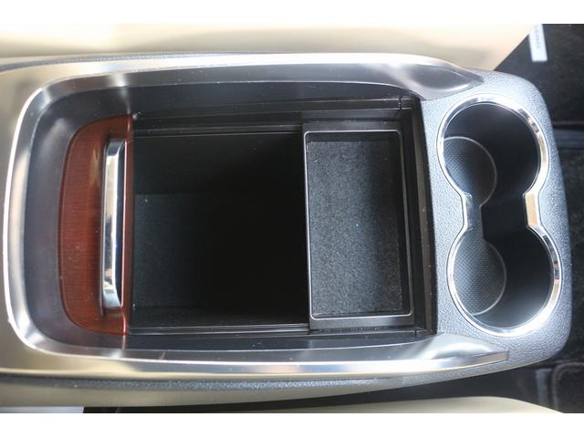 アルファード ２．５Ｇ　禁煙車　サンルーフ　後席モニター　アルパイン１０型ナビ　フルセグＴＶ　バックカメラ　ウェルカムパワースライドドア　電動リアゲート　ＥＴＣ　レーダークルーズコントロール　クリアランスソナー　ハーフレザー（68枚目）