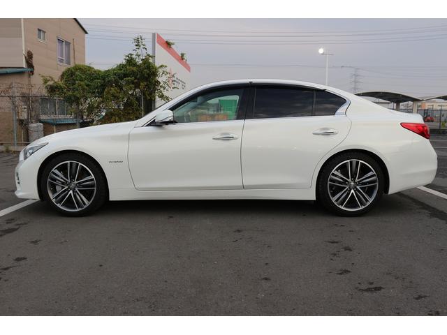 スカイライン ３５０ＧＴ　ハイブリッド　タイプＳＰ　禁煙車　本革シート　ツインディスプレイ　フルセグＴＶ　全周囲カメラ　レーダークルーズ　ＬＥＤヘッドライト　ツインディスプレイ　シートヒーター　パドルシフト　パワーシート　ＥＴＣ　Ｂｌｕｅｔｏｏｔｈ（7枚目）