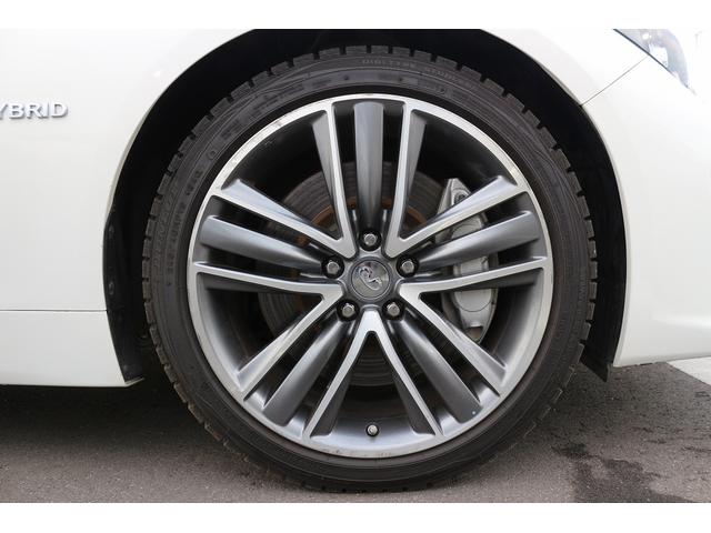 スカイライン ３５０ＧＴ　ハイブリッド　タイプＳＰ　禁煙車　本革シート　ツインディスプレイ　フルセグＴＶ　全周囲カメラ　レーダークルーズ　ＬＥＤヘッドライト　ツインディスプレイ　シートヒーター　パドルシフト　パワーシート　ＥＴＣ　Ｂｌｕｅｔｏｏｔｈ（16枚目）