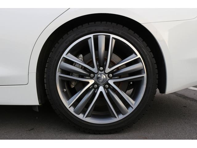 スカイライン ３５０ＧＴ　ハイブリッド　タイプＳＰ　禁煙車　本革シート　ツインディスプレイ　フルセグＴＶ　全周囲カメラ　レーダークルーズ　ＬＥＤヘッドライト　ツインディスプレイ　シートヒーター　パドルシフト　パワーシート　ＥＴＣ　Ｂｌｕｅｔｏｏｔｈ（18枚目）