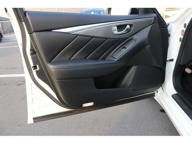 スカイライン ３５０ＧＴ　ハイブリッド　タイプＳＰ　禁煙車　本革シート　ツインディスプレイ　フルセグＴＶ　全周囲カメラ　レーダークルーズ　ＬＥＤヘッドライト　ツインディスプレイ　シートヒーター　パドルシフト　パワーシート　ＥＴＣ　Ｂｌｕｅｔｏｏｔｈ（34枚目）